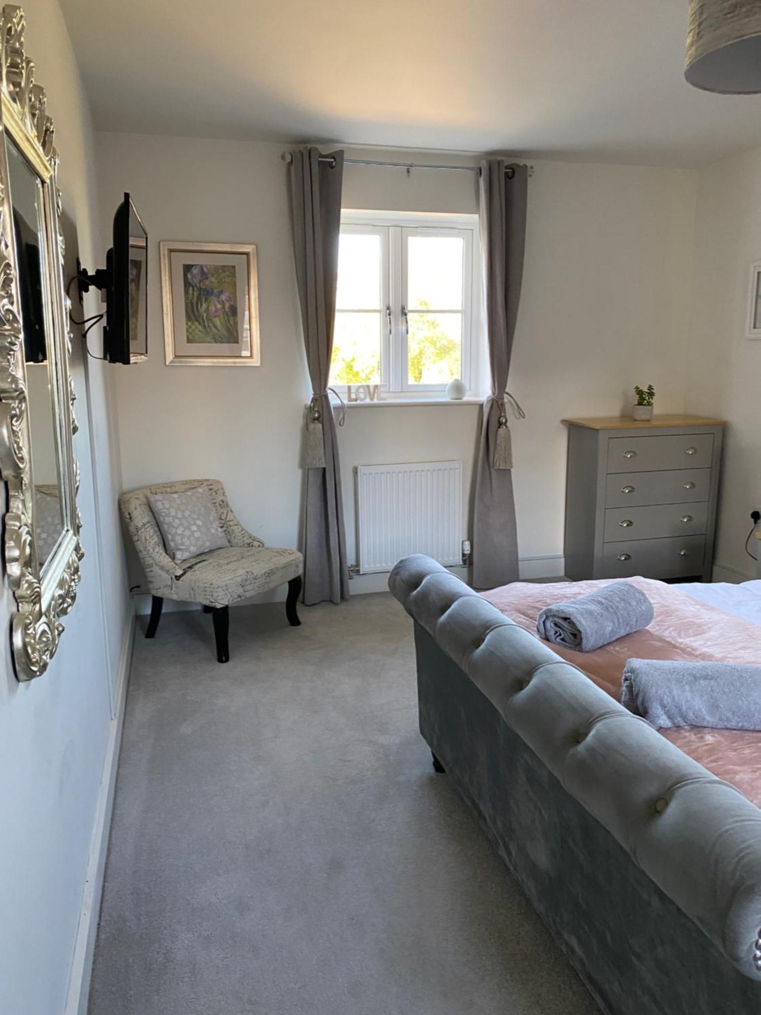 4 Freelands Gate, Witney, Oxfordshire Villa Luaran gambar
